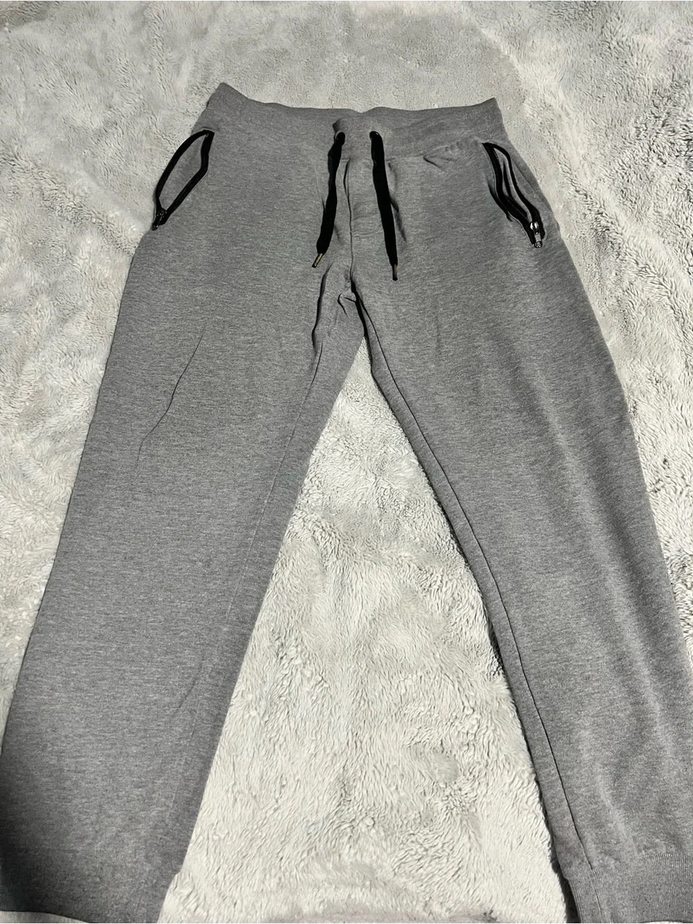 Aeropostale Gray Mens Jogger Sweatpants with Black Drawstrings